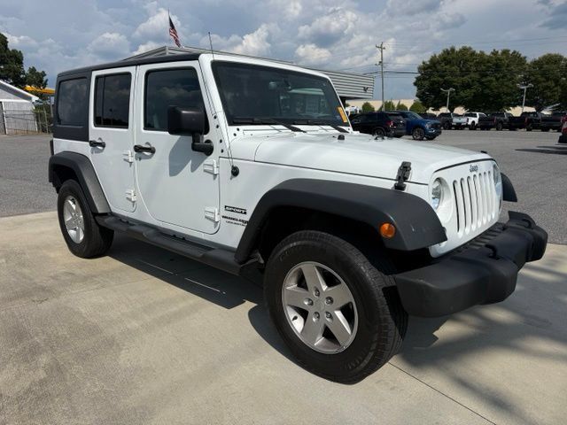 Used 2018 Jeep Wrangler Unlimited Sport S AWD/4WD image 3
