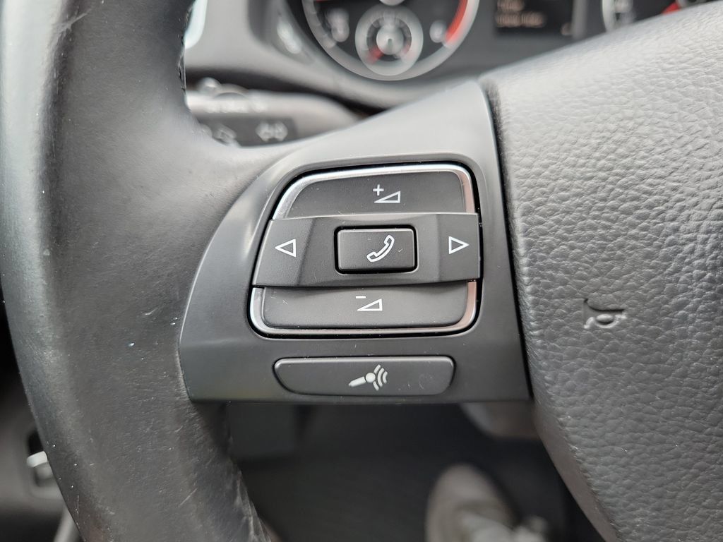 Used 2014 Volkswagen Passat TDI SEL Premium FWD image 22