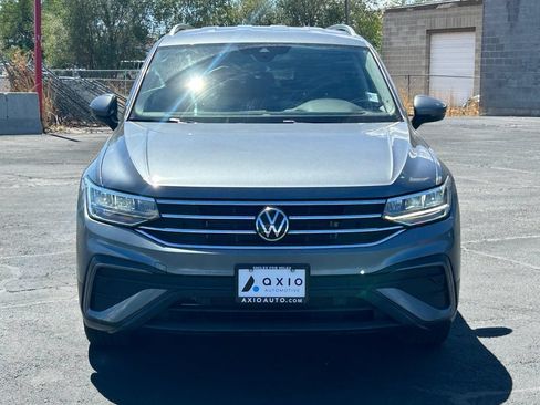 Used 2023 Volkswagen Tiguan SE FWD image 9