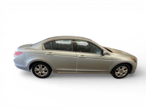 Used 2009 Honda Accord LX-P image 7