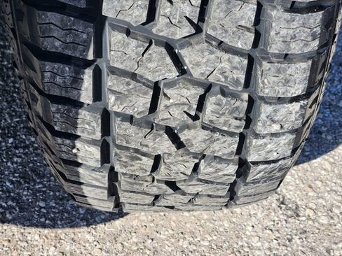 Used 2023 Chevrolet Silverado 1500 LT image 11