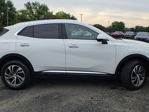 Used 2023 Buick Envision Essence FWD image 9