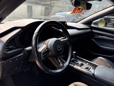 Used 2024 MAZDA MAZDA3 s FWD image 17