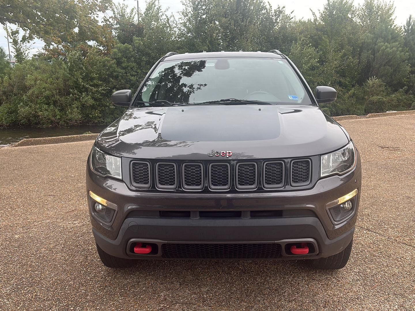 Used 2017 Jeep Compass Trailhawk w/ Popular Equipment Group AWD/4WD image 13