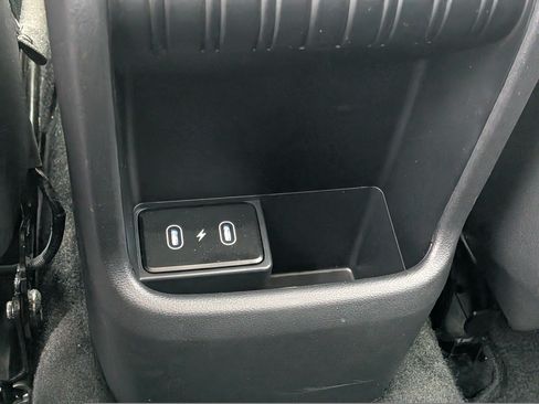 Used 2025 Hyundai Kona SEL FWD image 15