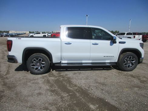 New 2026 GMC Sierra 1500 SLT w/ SLT Premium Package AWD/4WD image 3