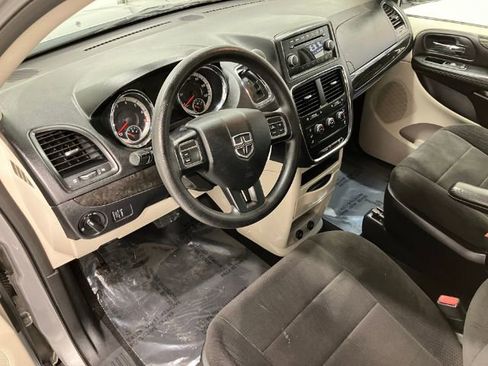 Used 2013 Dodge Grand Caravan American Value Package image 16