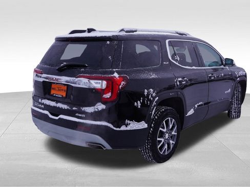 Certified 2023 GMC Acadia SLT w/ Preferred Package image 6