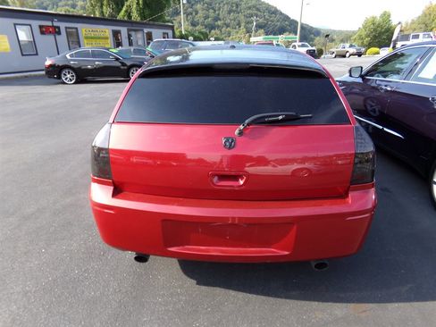 Used 2006 Dodge Magnum SE image 4