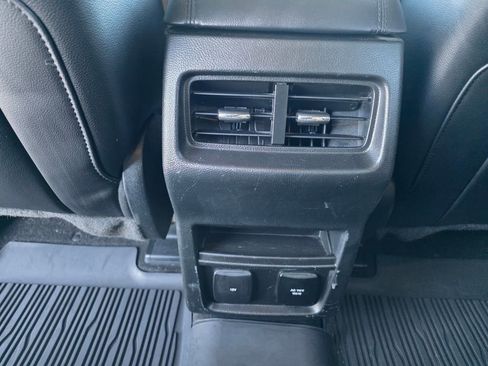 Used 2020 Ford Edge SEL w/ Convenience Package image 25