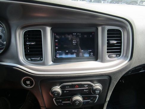 Used 2022 Dodge Charger SXT w/ Leather Interior Group image 34