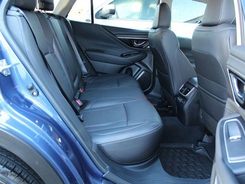 Used 2022 Subaru Outback Limited image 28