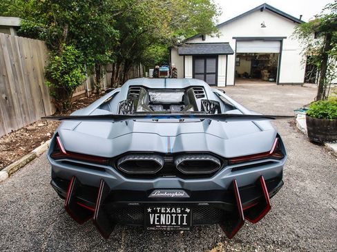 Used 2024 Lamborghini Revuelto AWD/4WD image 20