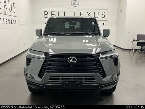 Used 2026 Lexus GX 550 w/ Cold Area Package AWD/4WD image 9