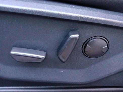 Used 2026 Ford F250 Lariat w/ Black Appearance Package image 16