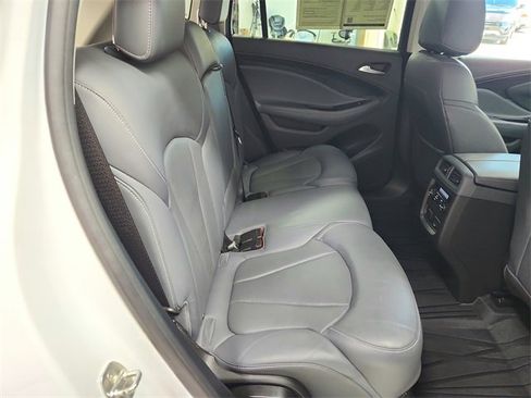 Used 2020 Buick Envision Essence image 43