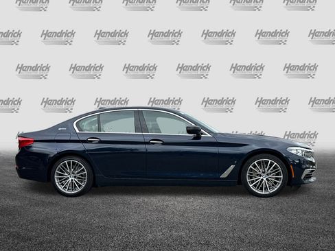 Used 2018 BMW 530e 530e iPerformance image 3