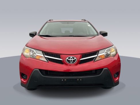 Used 2014 Toyota RAV4 LE AWD/4WD image 2