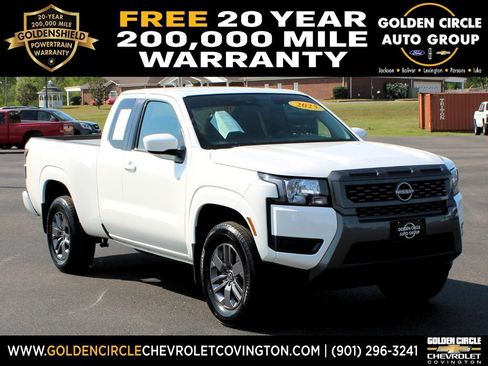 Used 2025 Nissan Frontier SV AWD/4WD image 1