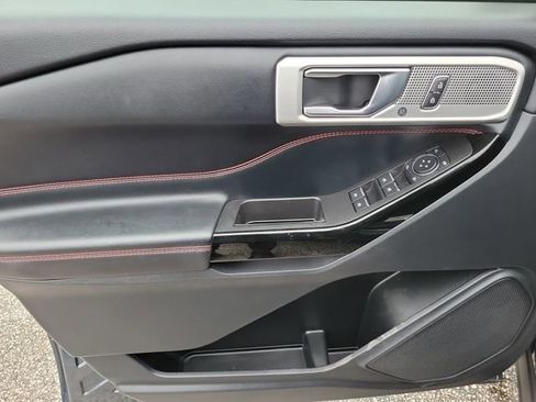 Certified 2022 Ford Explorer ST-Line RWD image 16