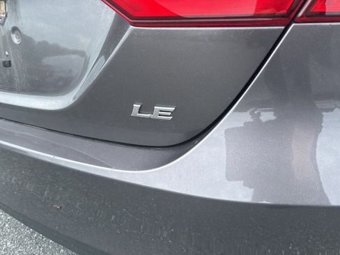 Used 2021 Toyota Camry LE FWD image 7