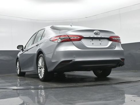 Used 2019 Toyota Camry XLE image 54