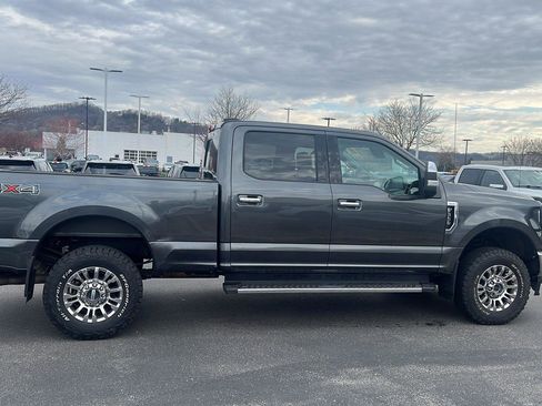 Used 2020 Ford F350 XLT w/ XLT Premium Package image 4
