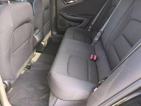 Used 2023 Chevrolet Malibu LS image 18