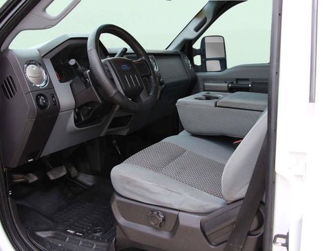 Used 2012 Ford F250 XLT w/ FX4 Off Road Pkg AWD/4WD image 14