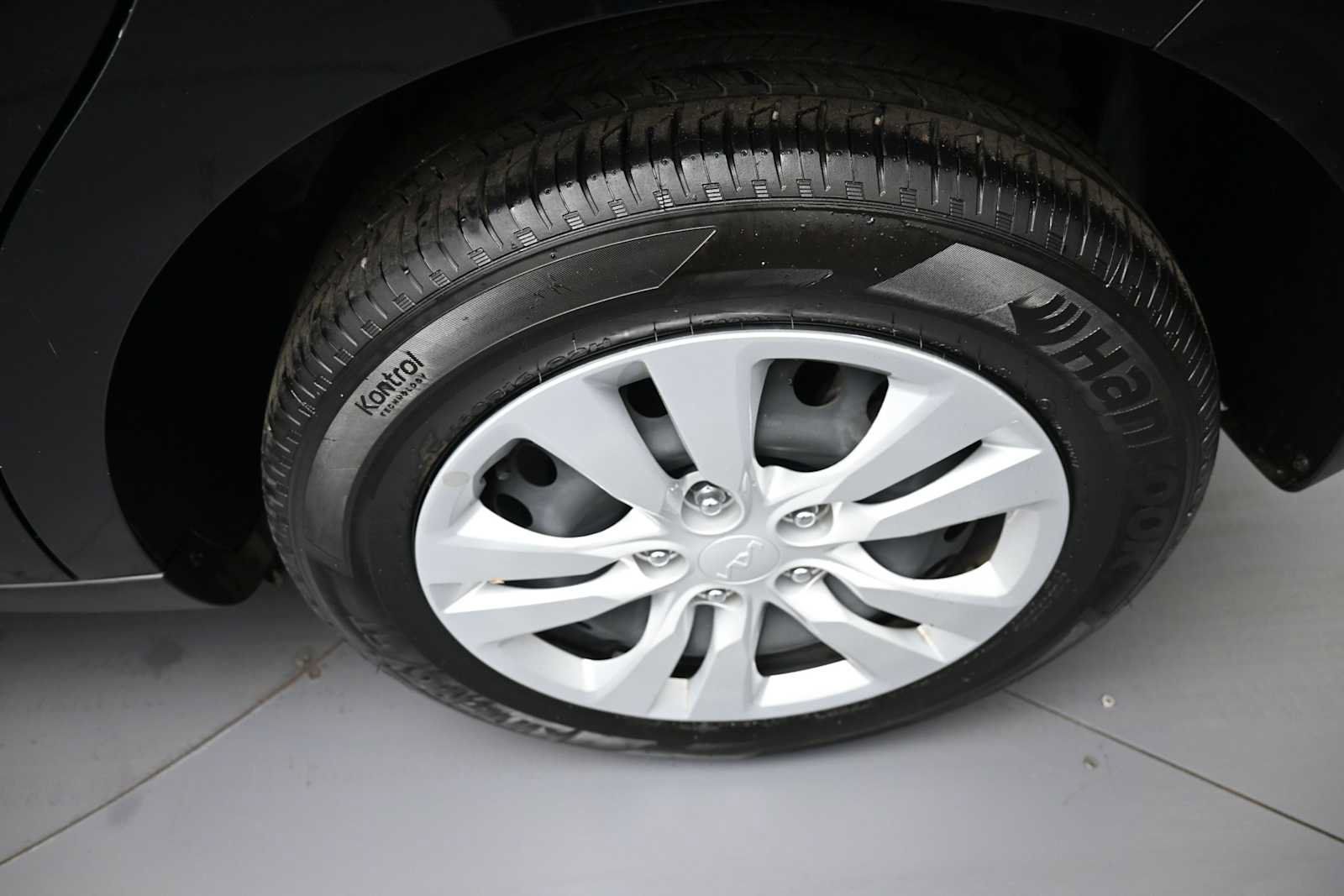Used 2022 Kia Soul LX FWD image 14