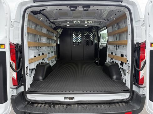 Certified 2025 Ford Transit 250 Low Roof w/ Exterior Upgrade Package RWD image 26