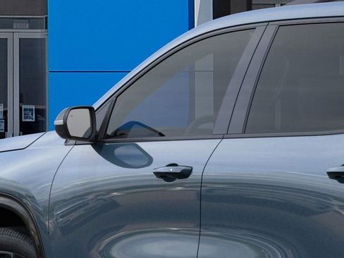 New 2026 Chevrolet Traverse RS image 12