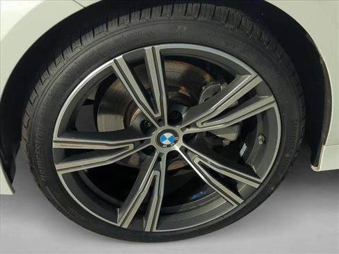 Certified 2024 BMW 330i Sedan w/ Premium Package image 25