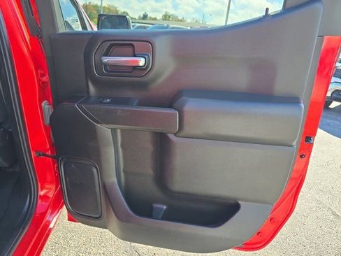 Used 2022 Chevrolet Silverado 1500 Custom image 19