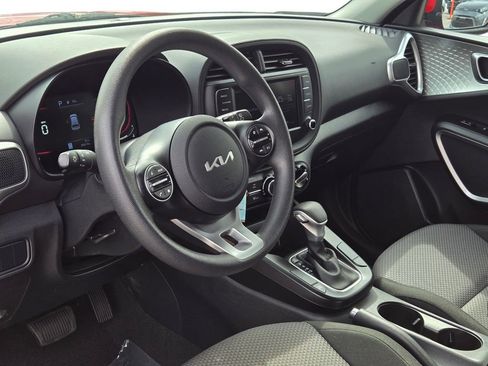 Certified 2024 Kia Soul LX w/ Option Group 015 FWD image 17