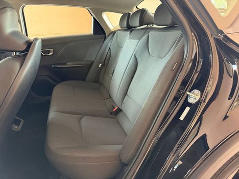 Used 2025 Kia K4 LXS FWD image 22