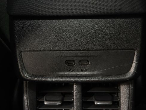 Used 2025 Chevrolet Equinox LT w/ Convenience Package II image 13