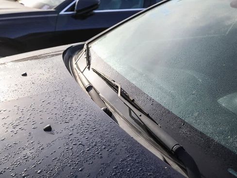 Used 2016 Chevrolet Cruze LT image 16