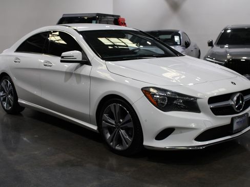 Used 2019 Mercedes-Benz CLA 250 image 2