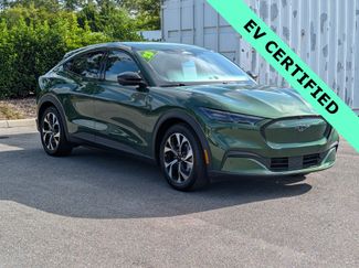 Certified 2025 Ford Mustang Mach-E Select RWD video 2