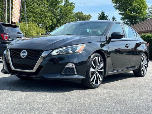 Used 2021 Nissan Altima 2.5 SR FWD image 4