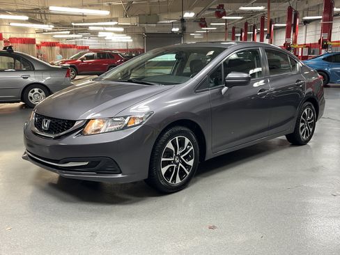 Used 2014 Honda Civic EX image 5