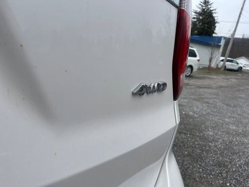 Used 2017 Ford Explorer Limited AWD/4WD image 8
