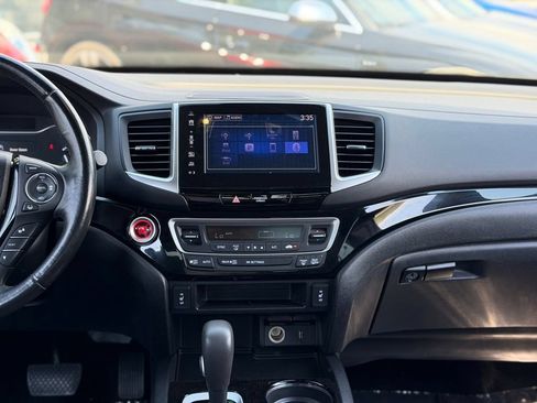Used 2017 Honda Ridgeline Black Edition image 23