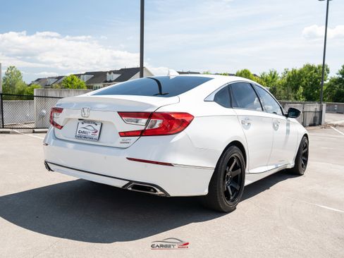 Used 2019 Honda Accord Touring image 7