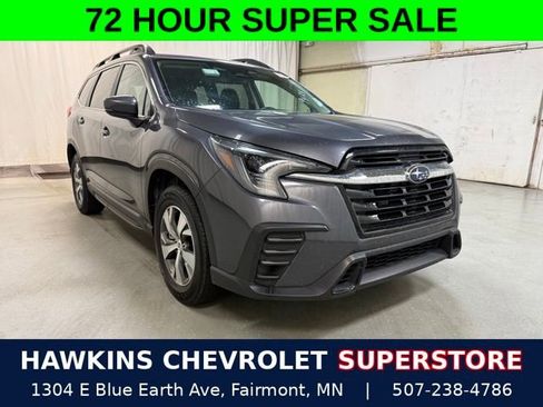 Used 2025 Subaru Ascent Premium AWD/4WD image 1