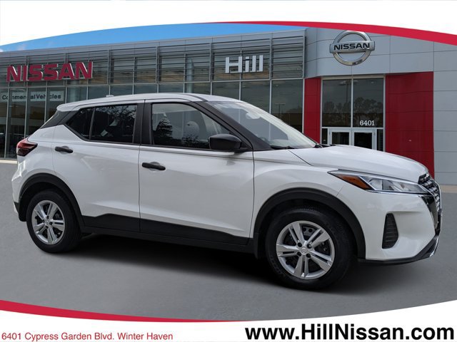 Certified 2025 Nissan Kicks Play S FWD image 1