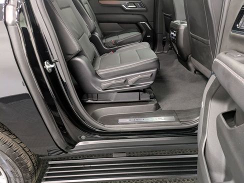 Used 2026 GMC Yukon XL Denali w/ Sun & Power Step Package AWD/4WD image 28