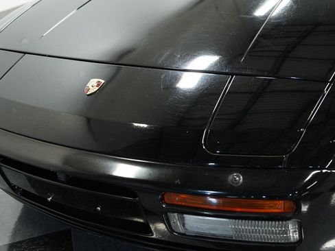 Used 1986 Porsche 944 Turbo image 17