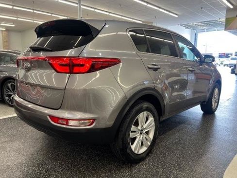 Used 2019 Kia Sportage LX FWD image 7